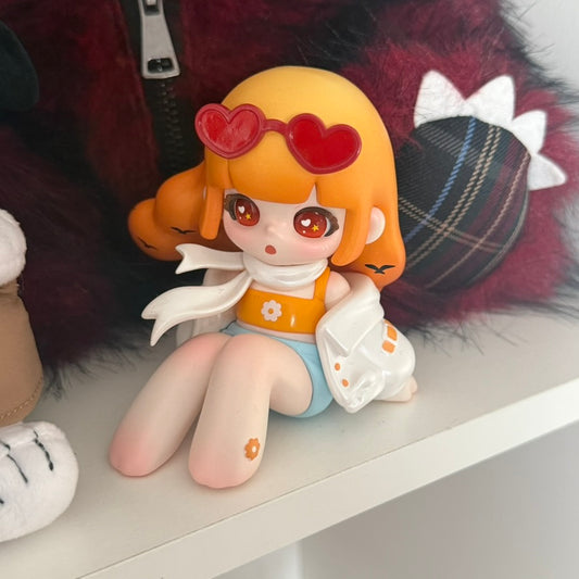 Liita Forward By Light Figurine (EX-TRADER)