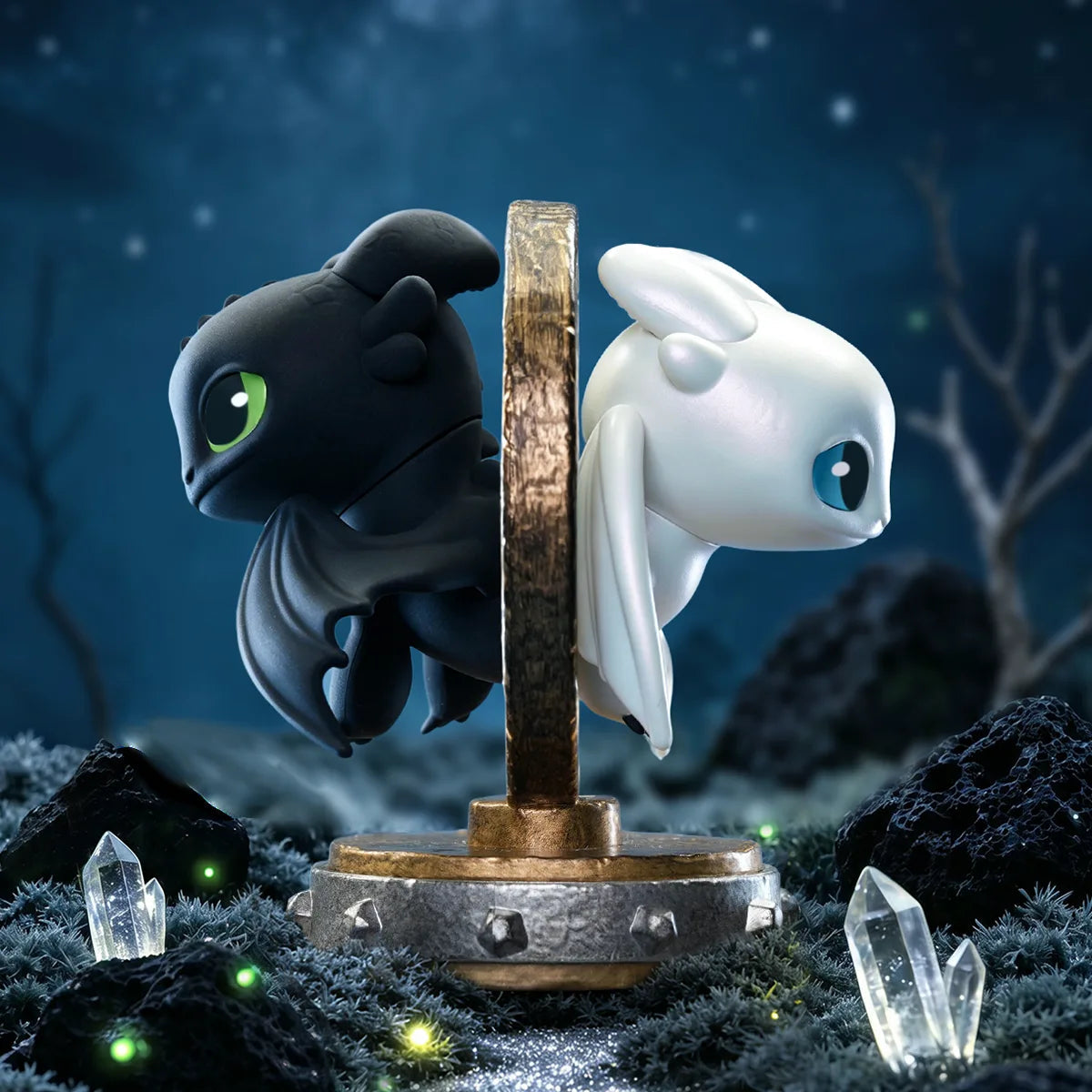 How To Train Your Dragon Intertwined Light and Night Toothless Figurine Blind Box